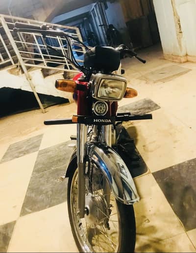 Honda bike 10 by 10 condition Sara tool h sath Hyd number h