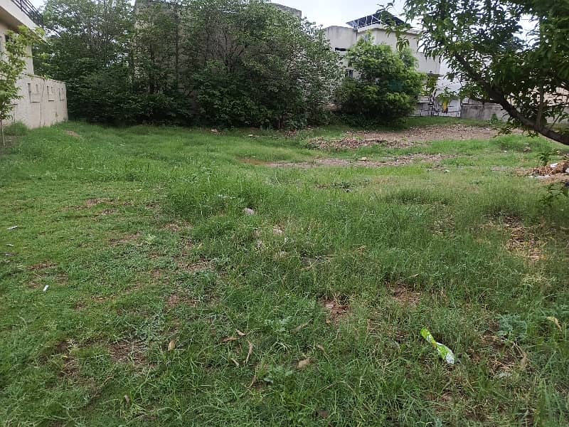1 Kanal Solid Land Plot Sector E 3