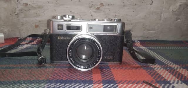 Yashica Electro 35 GSN Vintage Camera - Original - Excellent Condition