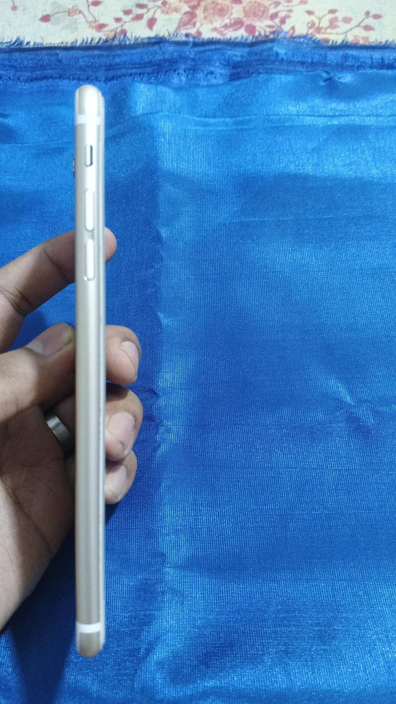 Apple iPhone 6S Plus 3