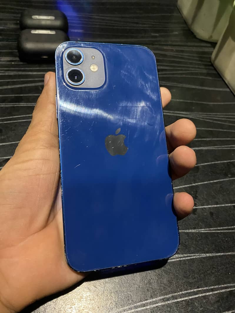 Apple iPhone 12 5