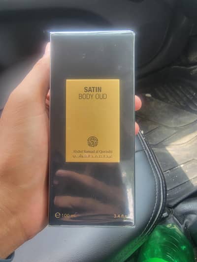 Satin body oud