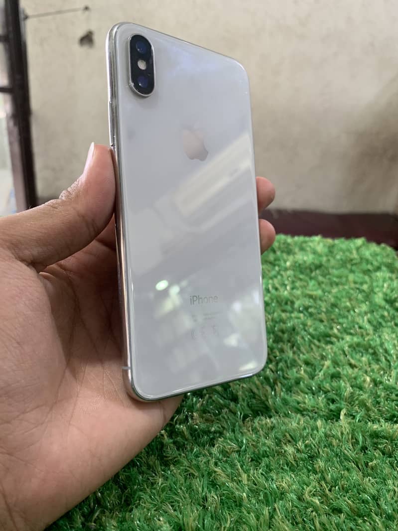 Apple iPhone X 0
