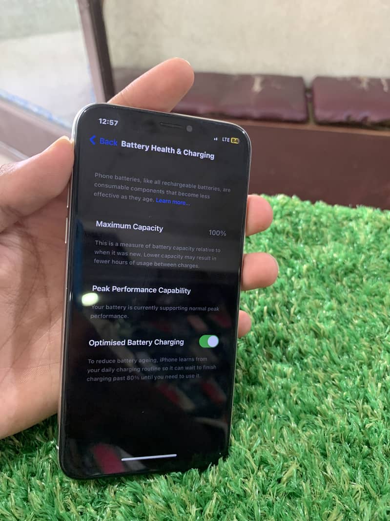 Apple iPhone X 9