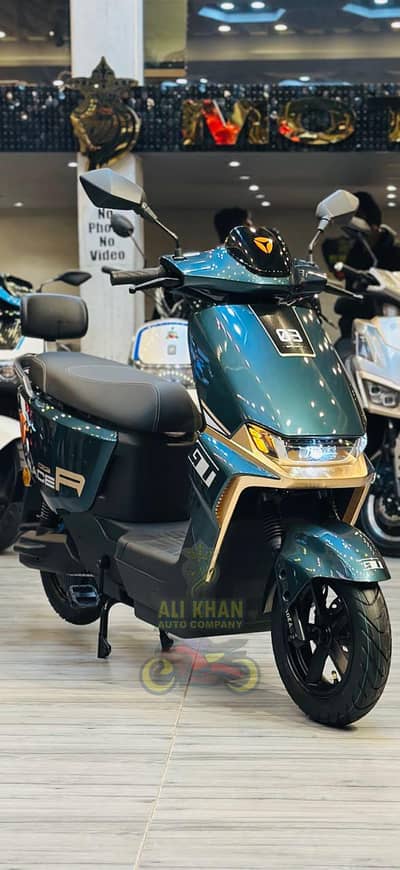 Scooty Kings Yadea Metro Evee Evon Okla EV Female scooty  Ramza