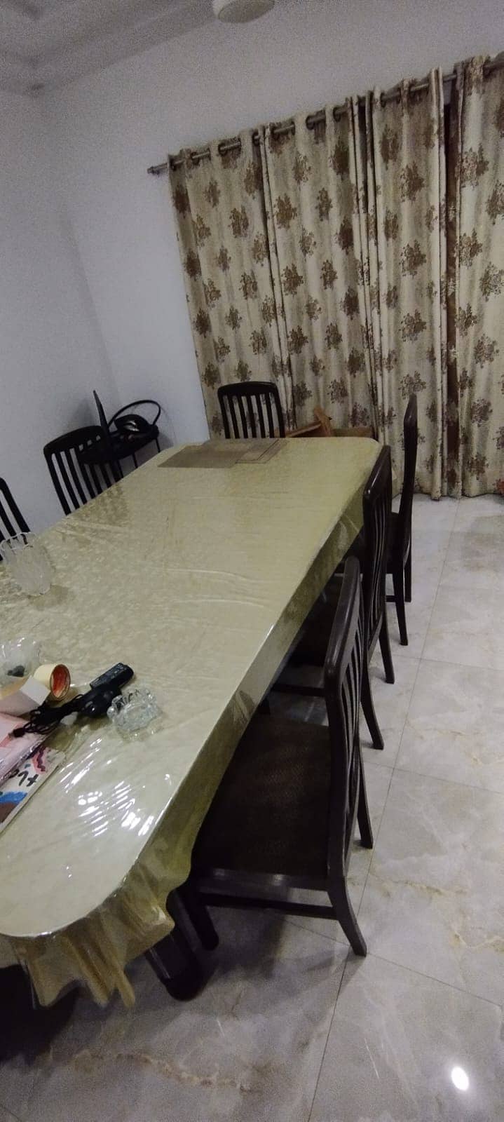 8 seater dining table 3