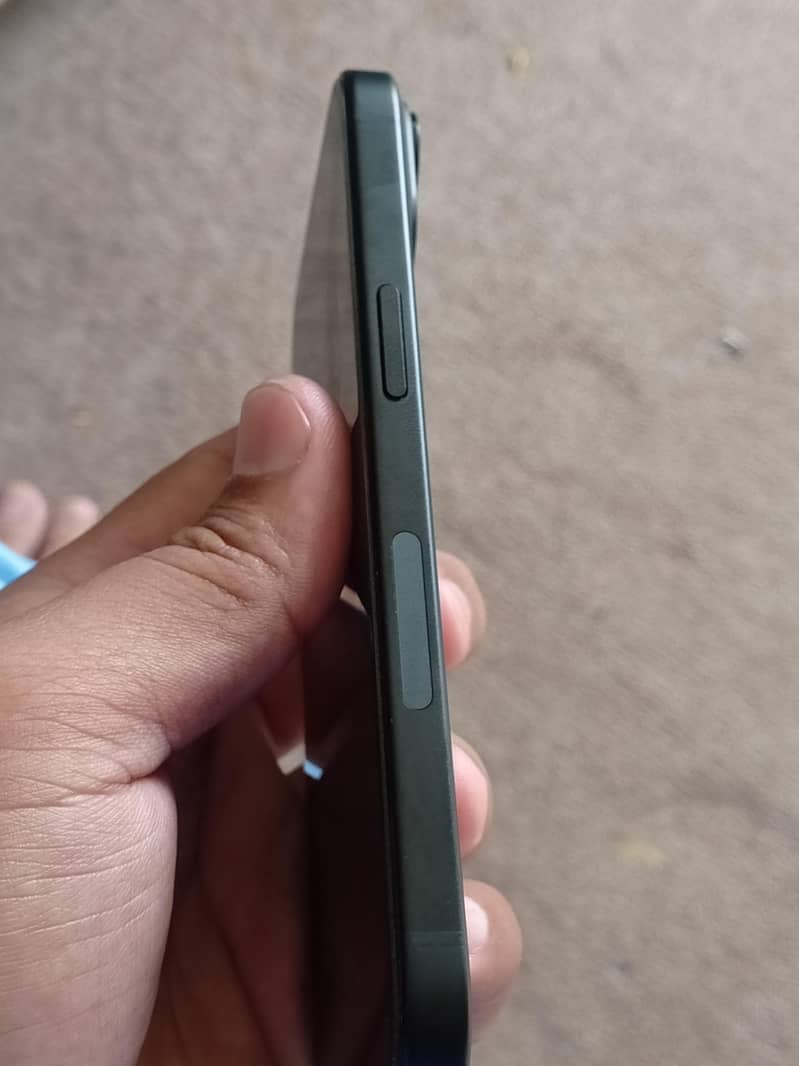 Apple iPhone 15 1
