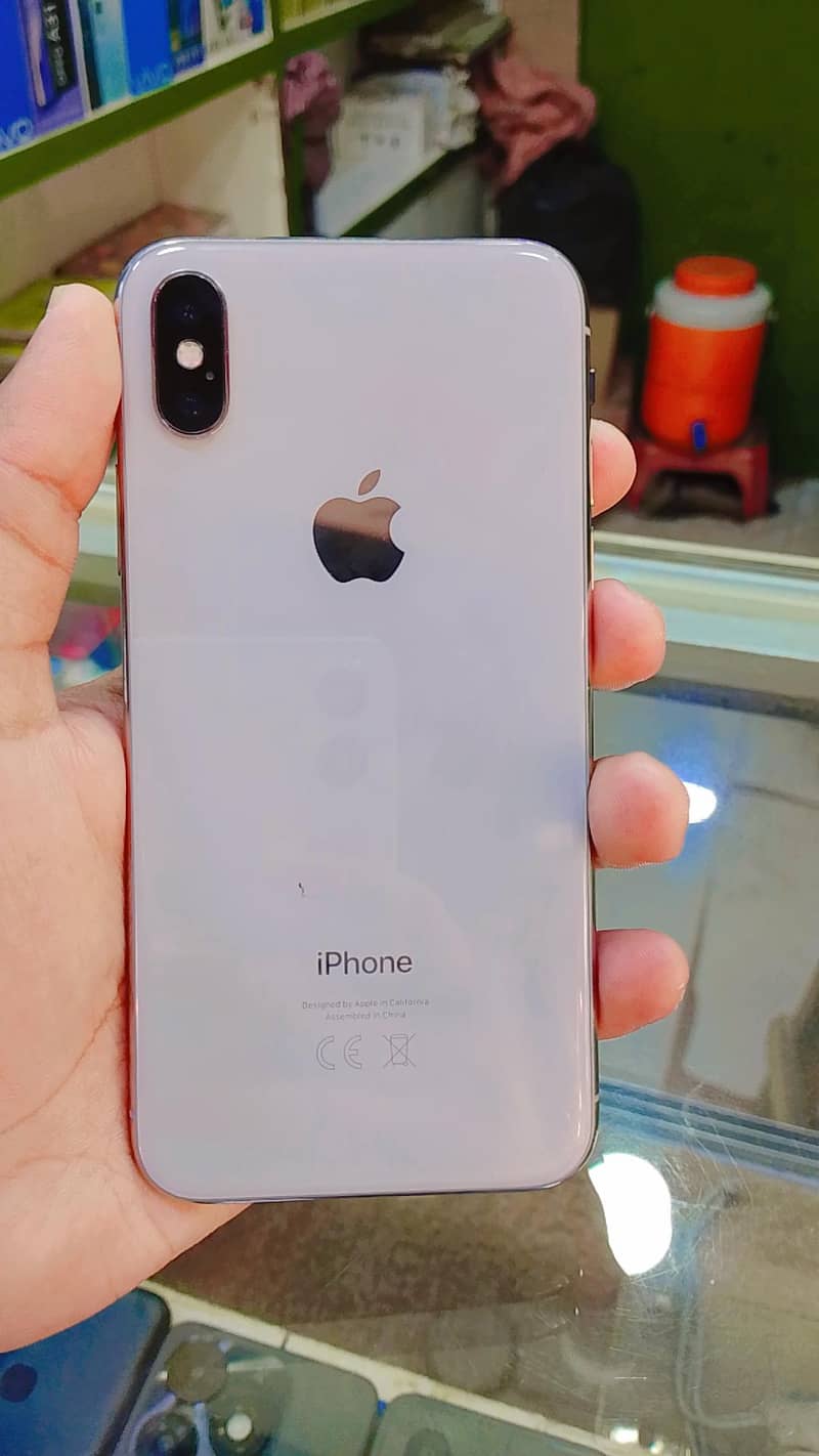 Apple iPhone X 0
