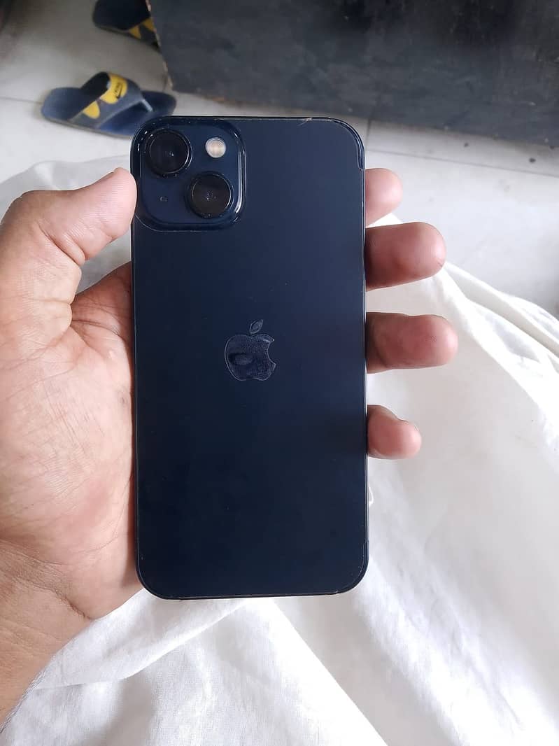 Apple iPhone 13 2