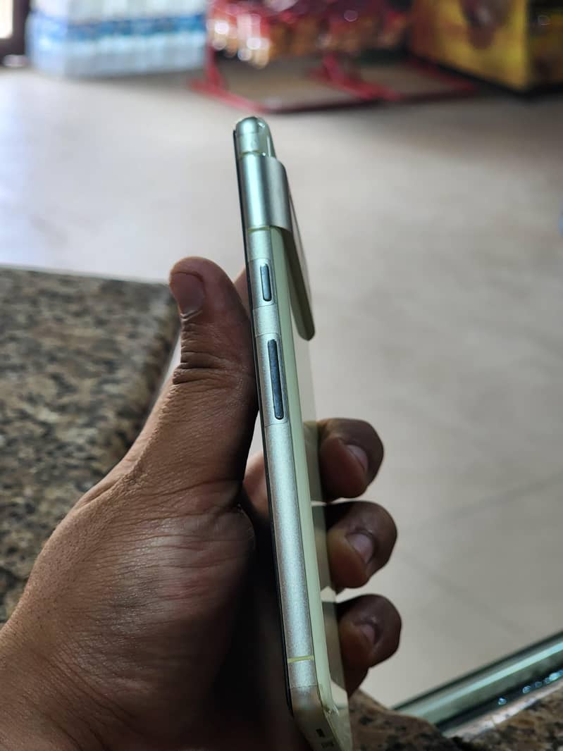 Google Pixel 7 3