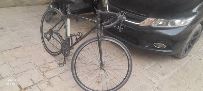 Racing cycle