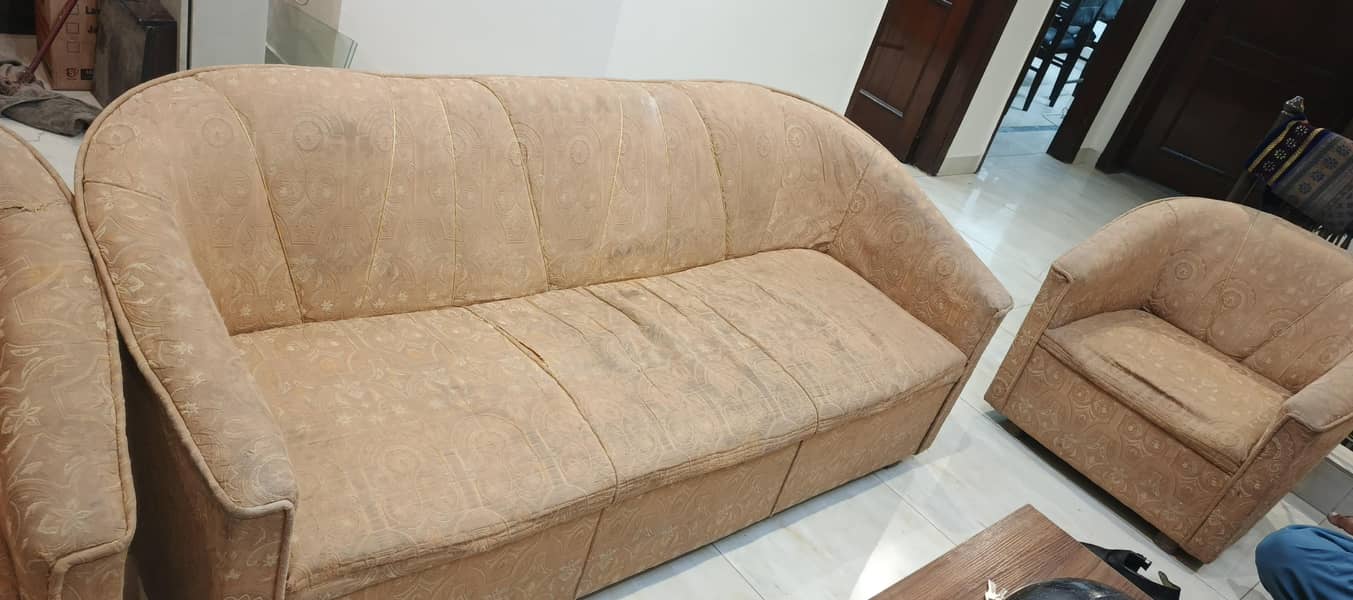 2 Sofa Sets 4