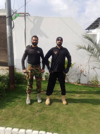 I need job I am SSG Commando rtd from Pakistan army I am professional