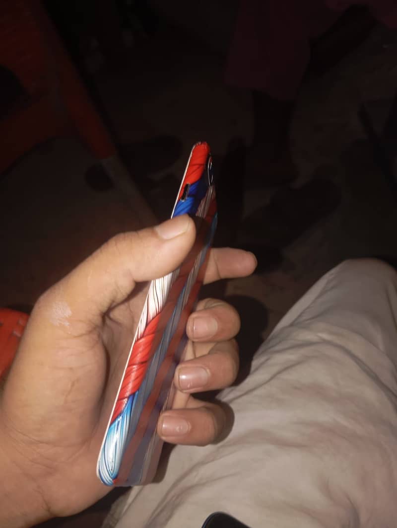 Apple iPhone 7 Plus 2