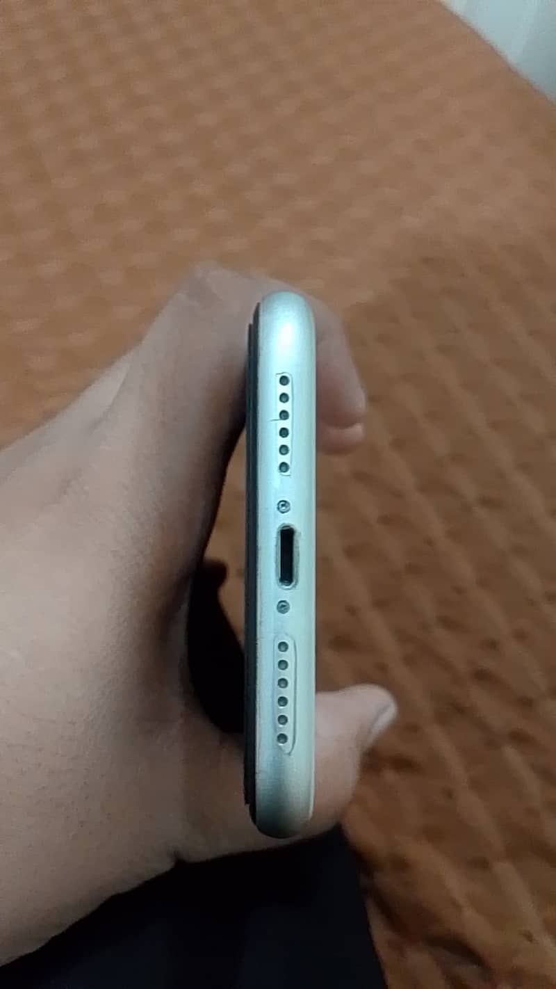 Apple iPhone 11 1