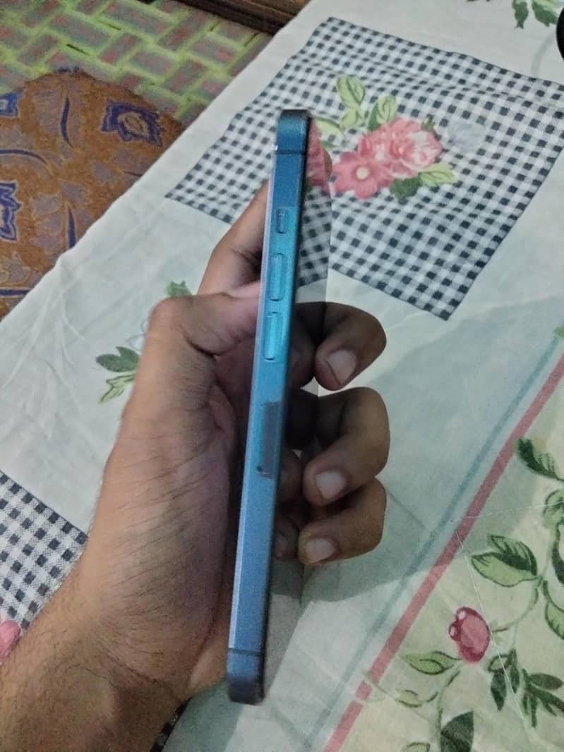 Apple iPhone 13 Pro 1