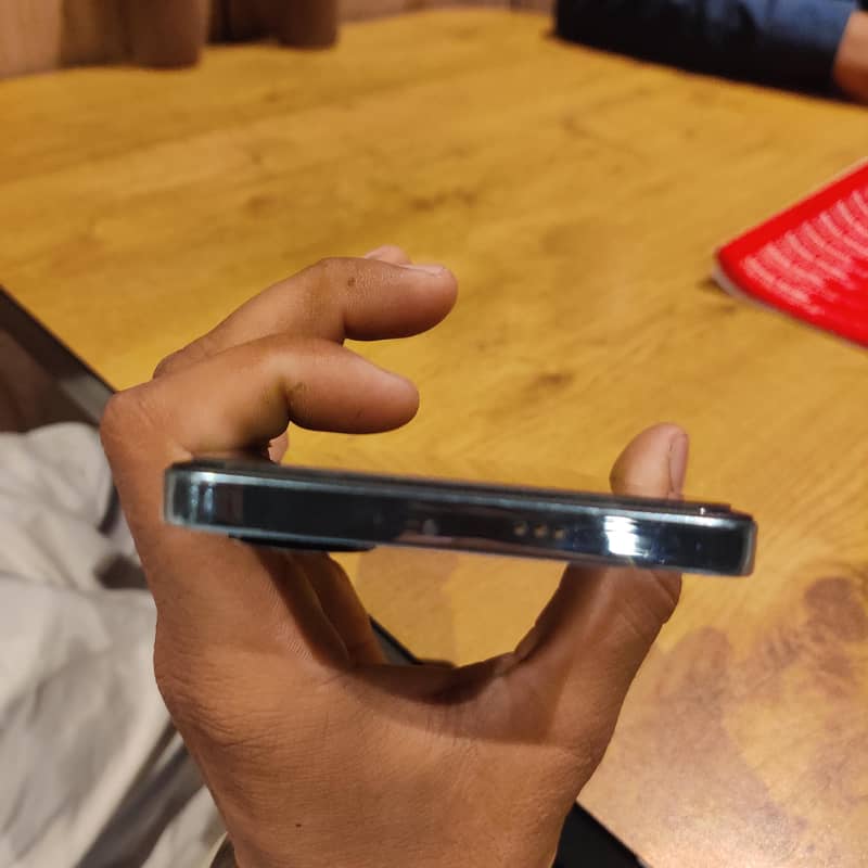 Tecno CAMON 20 Pro 4