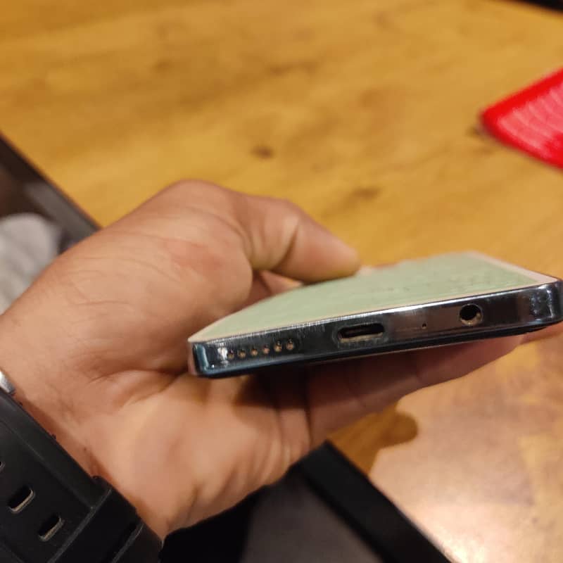 Tecno CAMON 20 Pro 5