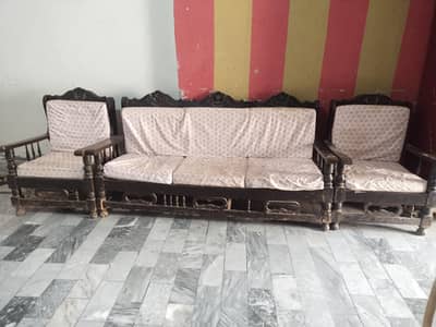5 seater sofa for sell in good condition