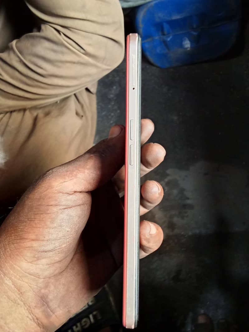 OPPO f17 1