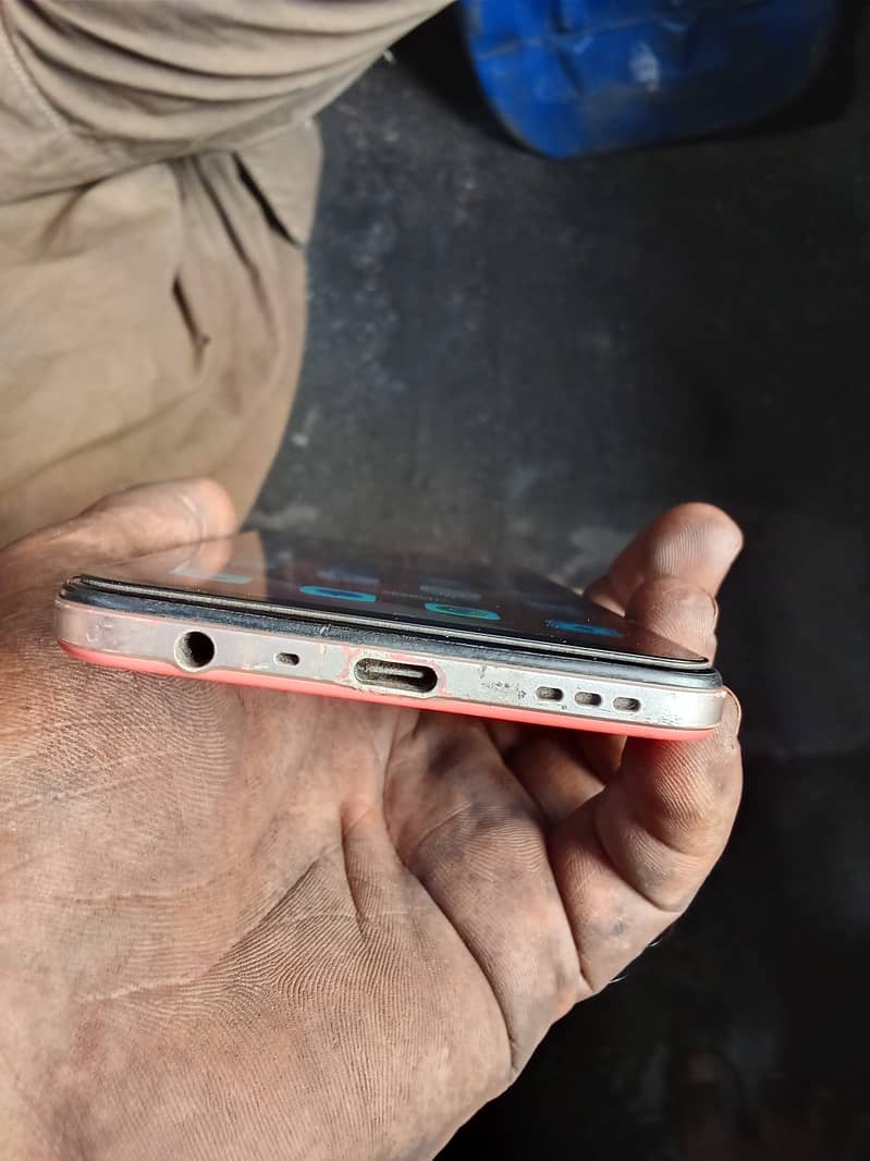 OPPO f17 4