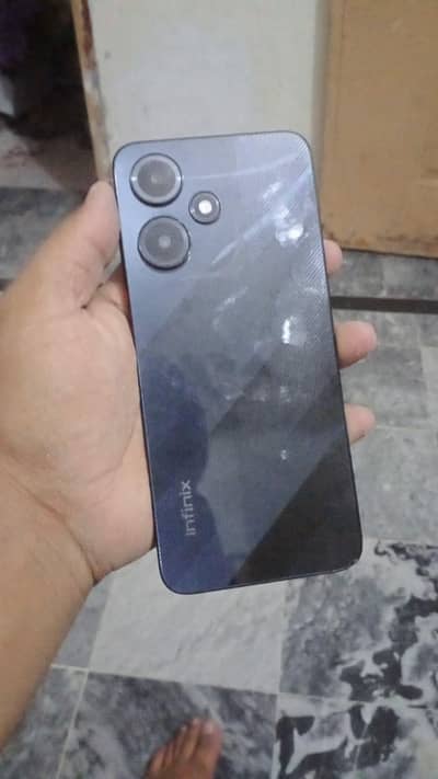 Infinix Hot 30 Play