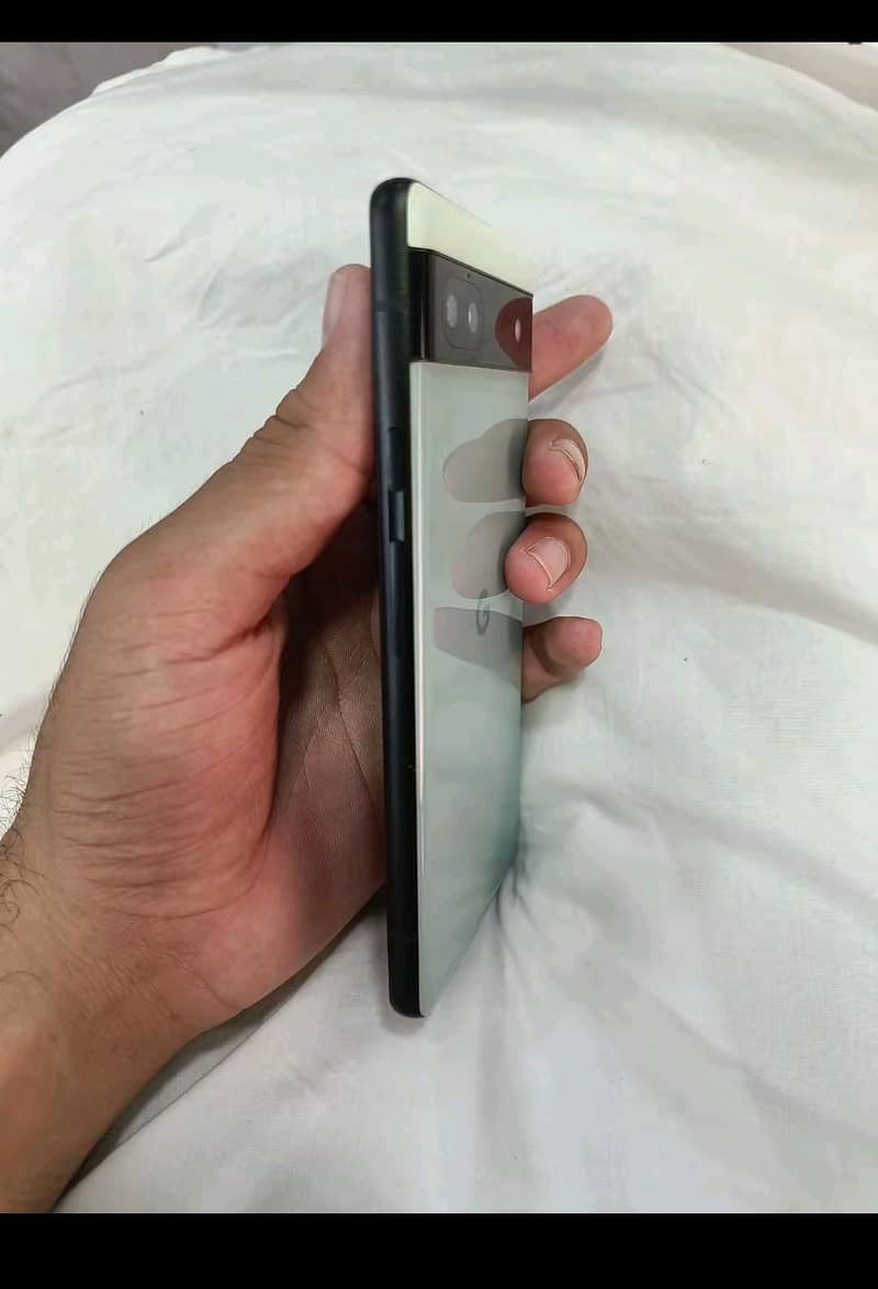 Google Pixel 6a 4