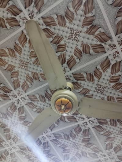 Al Ahmad 56 Inch Ceiling Fan - Good Condition