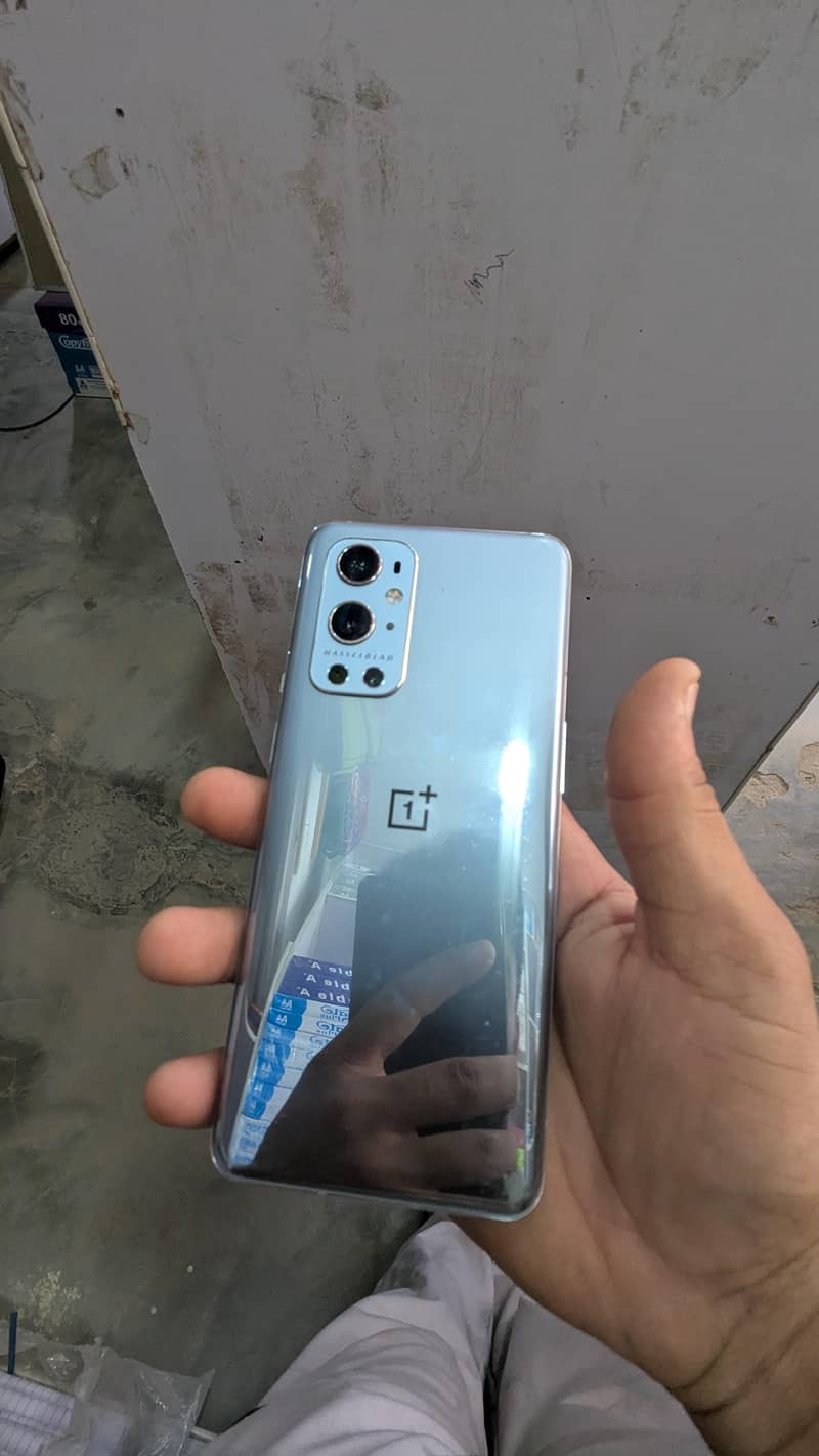One Plus 9 Pro 0