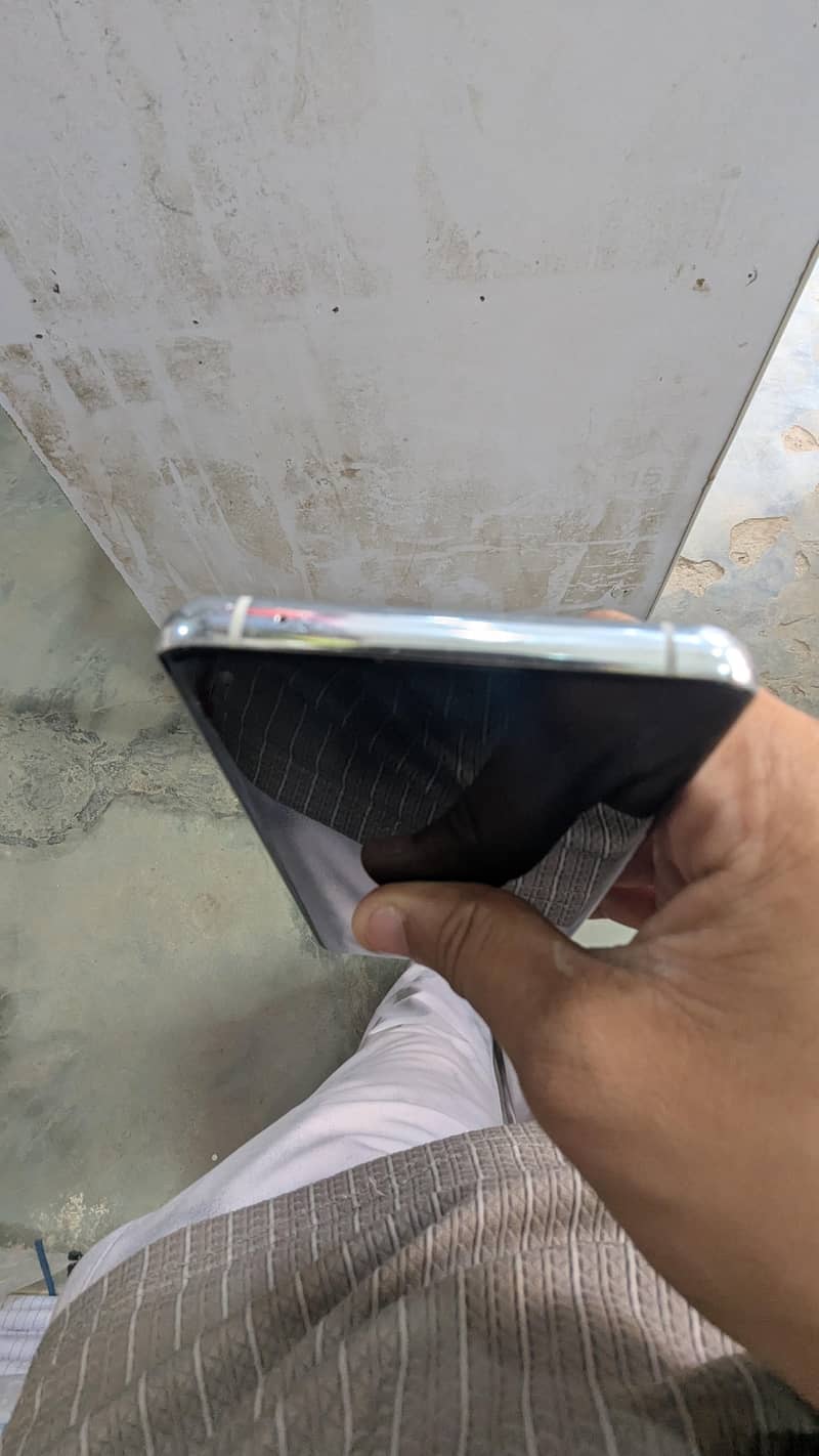 One Plus 9 Pro 4