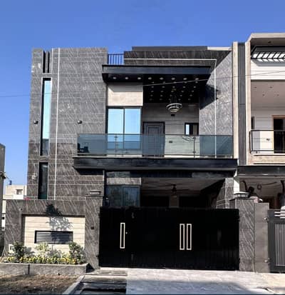 5 Marla Brand New Luxurious House For sale in Park View City Lahore