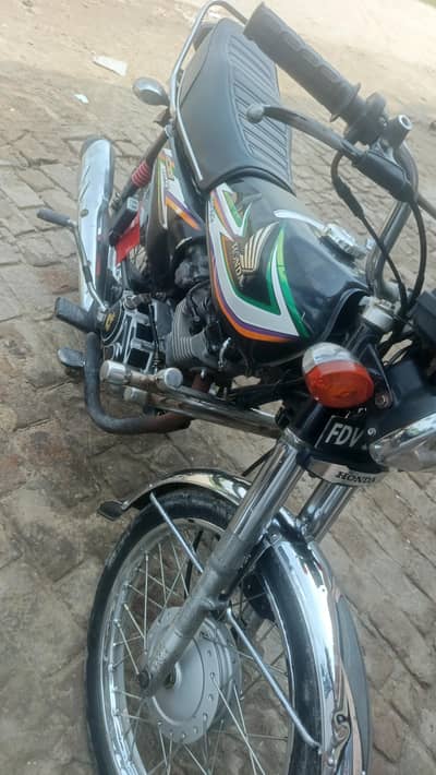 Honda 125 good 0/3/4/9/4/3/2/1/0/9/6