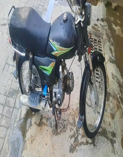 Jinan 2006 neat and no work in new rims new tyres