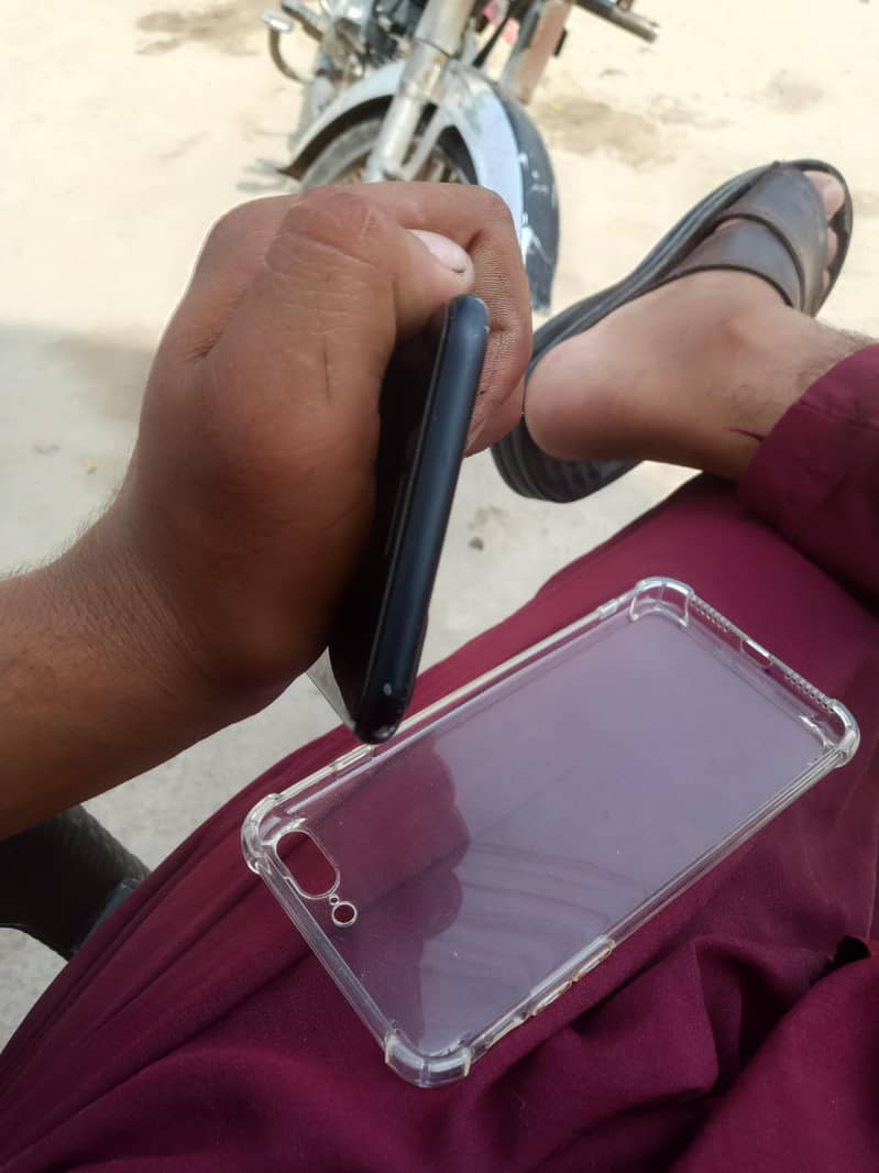 Apple iPhone 7 Plus 3