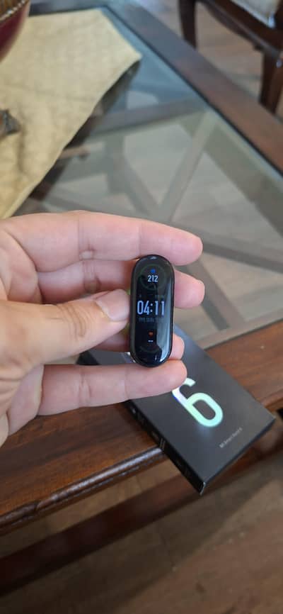 Xiaomi Mi Band 6  Pristine Condition (Box & Charger)