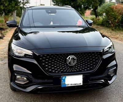 MG HS 2022