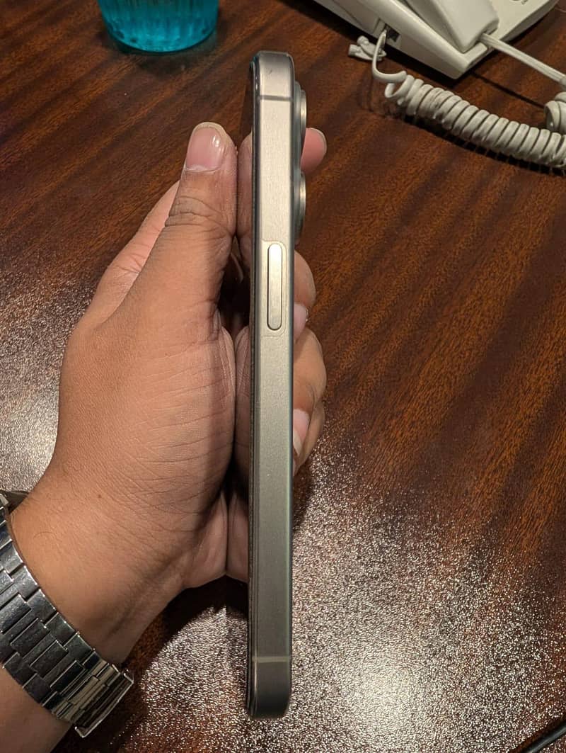 Apple iPhone 15 Pro 1
