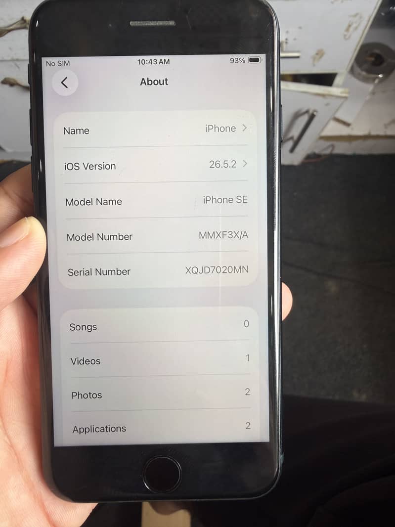Apple iPhone SE 4