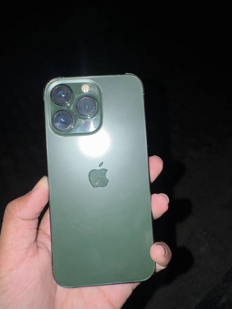Apple iPhone 13 Pro 0