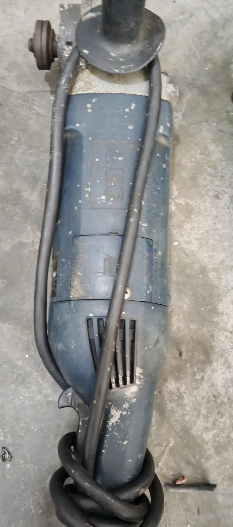 9 inch angle grinder 3