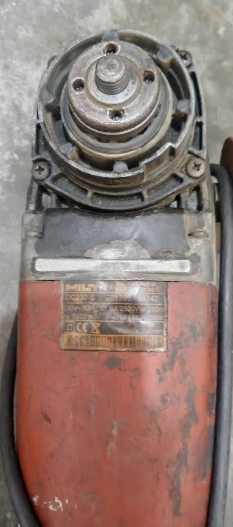 9 inch angle grinder 4