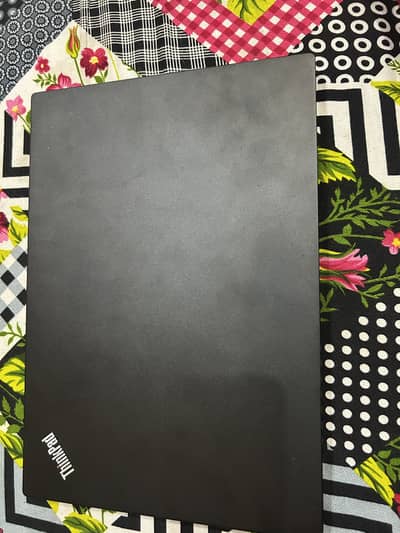Lenovo thinkpad L390 8GB Ram 256GB SSD touch screen condition 10/10