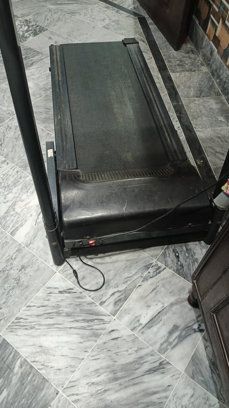 Electric Treadmill 3