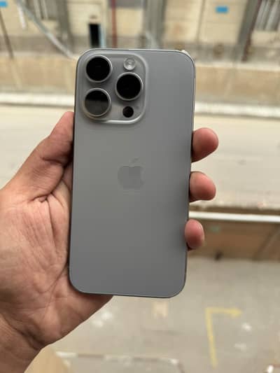 Apple iPhone 15 Pro