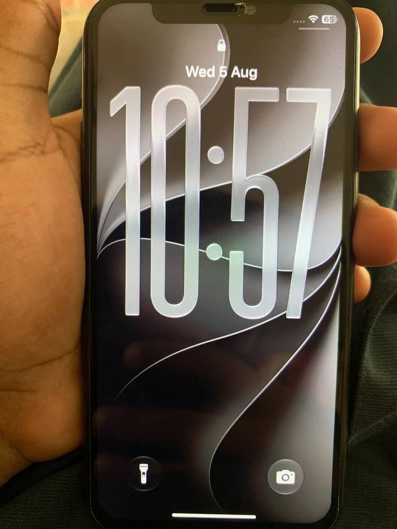 Apple iPhone 11 Pro 2