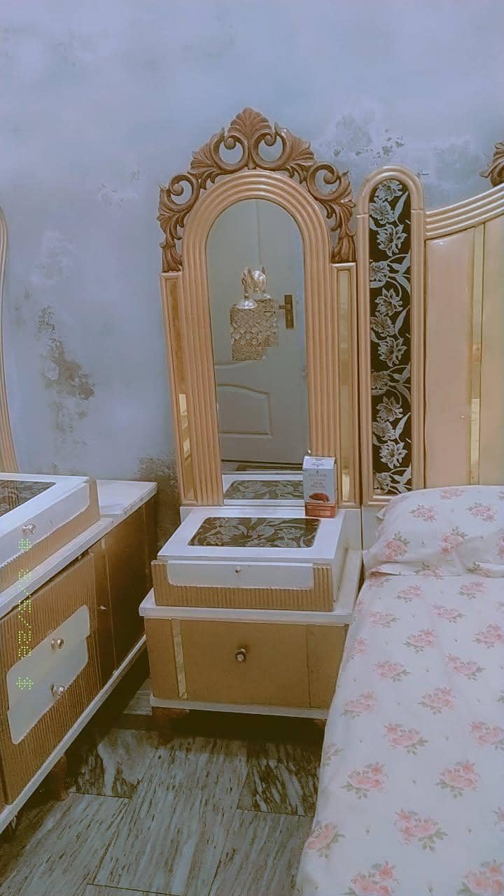 Complete Bed Set. 3