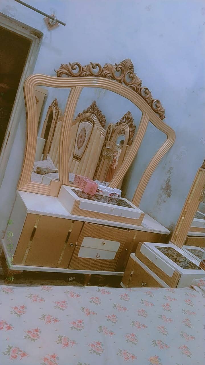 Complete Bed Set. 4
