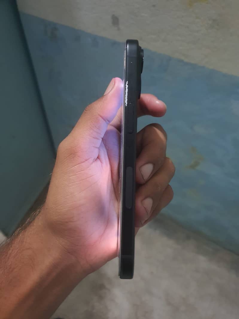 Apple iPhone 15 plus 5