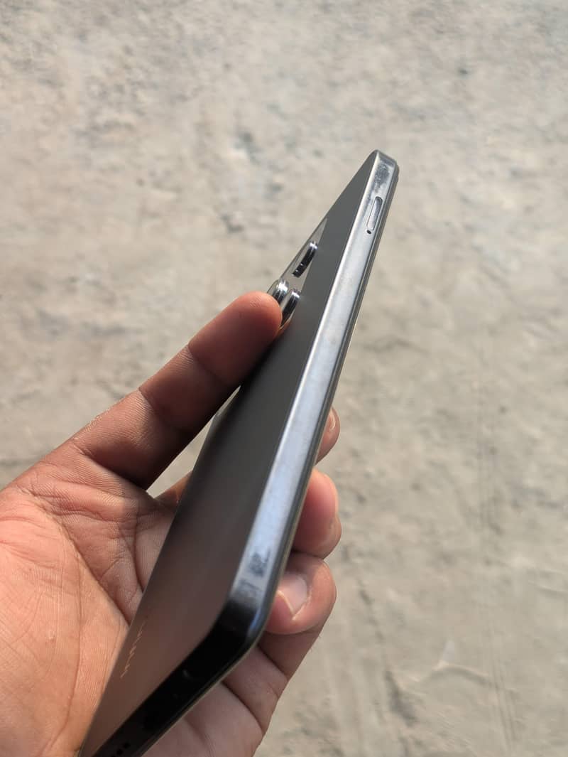 Infinix Note 30 5