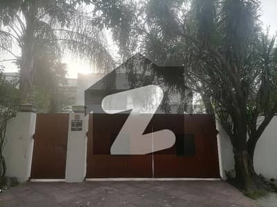 Aesthetic House Of 2 Kanal For Rent Is Available